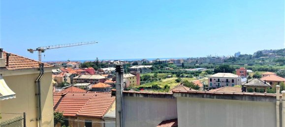 Квартира с 6 комнатами в Альбисола Супериоре, Италия № 19151 2