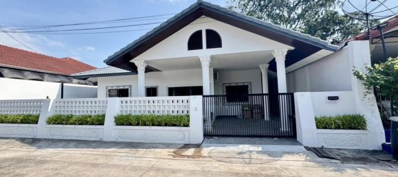 3 bedrooms Cafe / restaurant in Pattaya, Thailand No. 25066 2