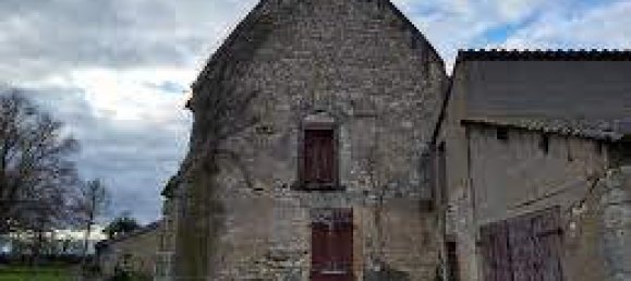 Estúdio em Civray, France N.º 95259 2