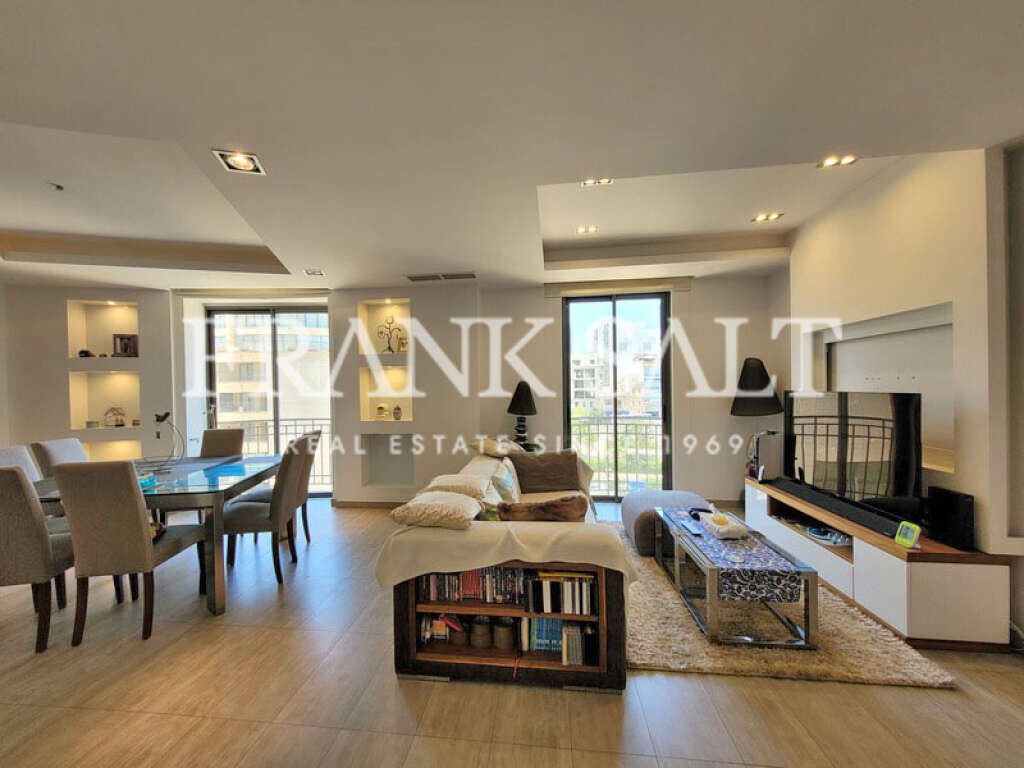 2 Schlafzimmer Wohnung in Saint Julian's, Malta, Nr. 9794