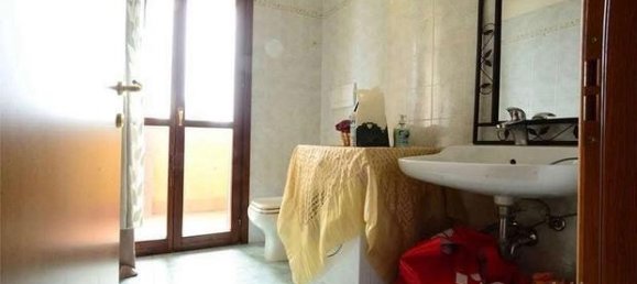 Apartamento de 4 divisões em Reggio Emilia, Italy N.º 307496 5