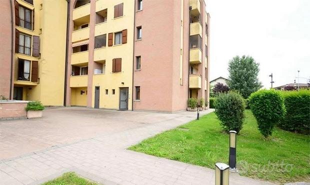 Apartamento de 4 divisões em Reggio Emilia, Italy N.º 307496