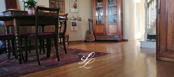 Adosado de 3 dormitorios en Sene, France No. 191395 2