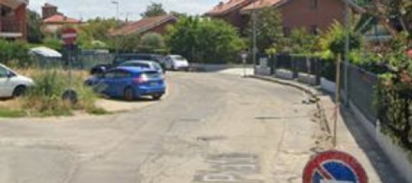 4 rooms Apartment in Moncalieri, Italy No. 49373 2