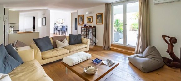 5 rooms Apartment in Arese, Italy No. 24861 31