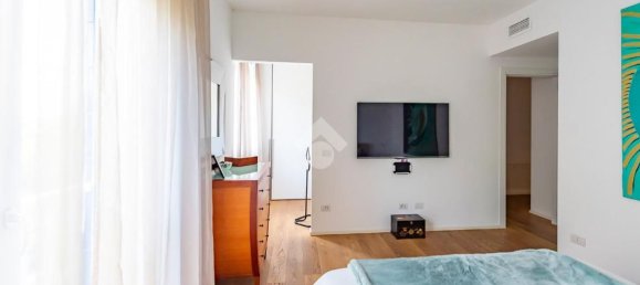 5 rooms Apartment in Arese, Italy No. 24861 26
