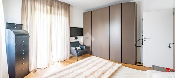 5 rooms Apartment in Arese, Italy No. 24861 20