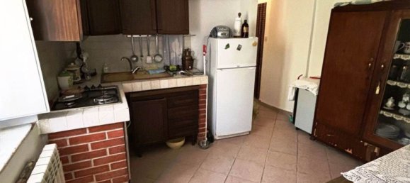 2 rooms House in San Severino Marche, Italy No. 87353 10