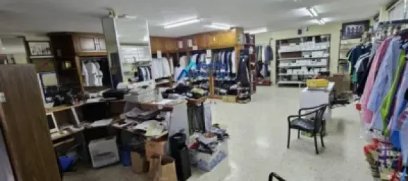 Propiedad comercial en Badajoz, Spain 280 m² No. 153917 8