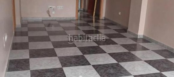 Apartamento de 3 dormitorios en Fuenlabrada, Spain No. 154839 7