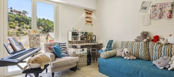 3 bedrooms Apartment in Theoule-sur-Mer, France No. 295939 6