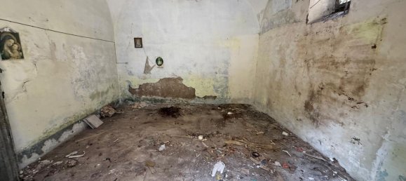 7-Zimmer Haus in Caserta, Italy, Nr. 280058 9