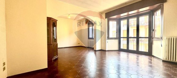 3غرفة شقة في Parabiago, Italy رقم 64038 7