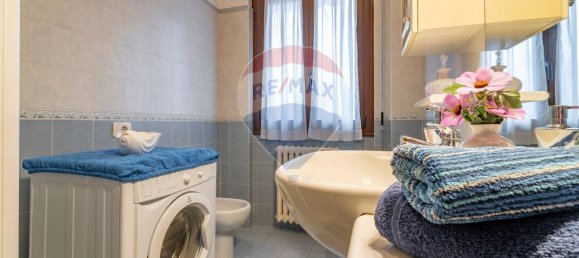 3غرفة شقة في Parabiago, Italy رقم 64038 17