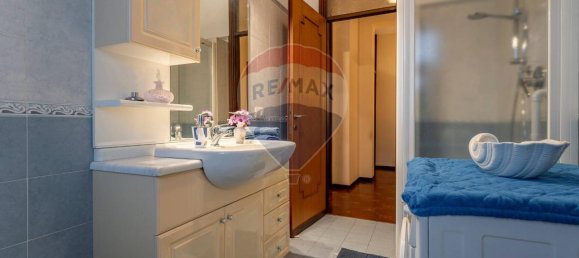 3غرفة شقة في Parabiago, Italy رقم 64038 20