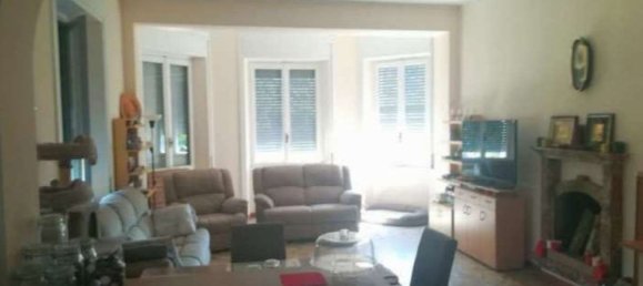 10-Zimmer Wohnung in Valbrona, Italy, Nr. 2847 6