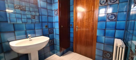 4 chambres Appartement à Vic, Spain No. 185649 17