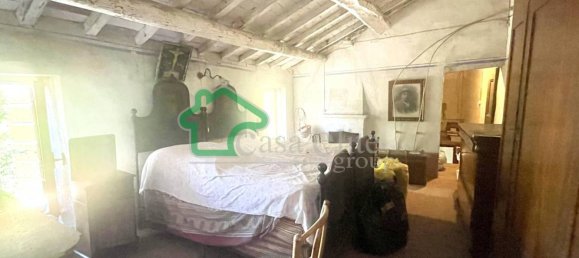 4 bedrooms House in Rodigo, Italy No. 16903 21