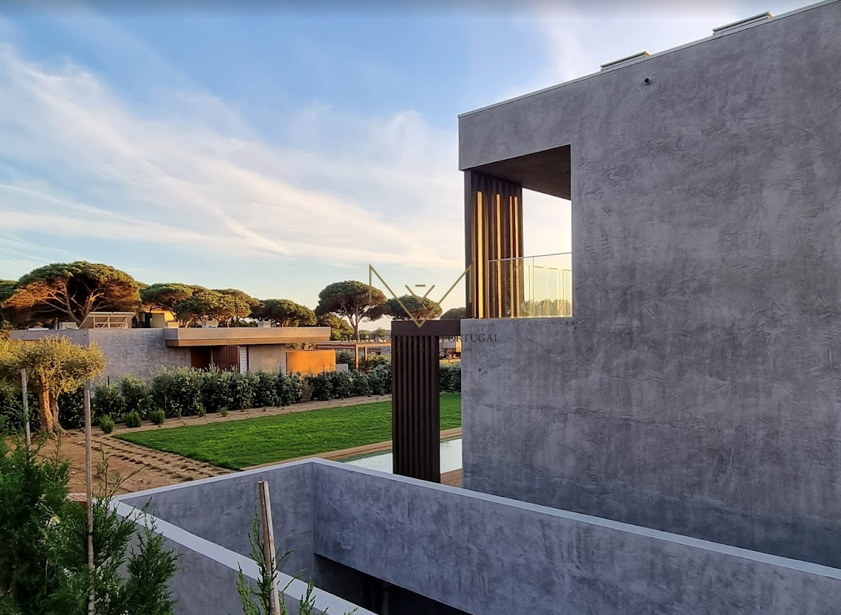 4 bedrooms Villa in Cascais, Portugal No. 62885