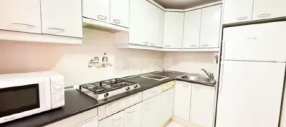 Apartamento de 2 dormitorios en Madrid, Spain No. 138076 5