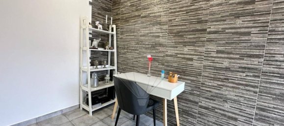 64m² Office in Seixal, Portugal No. 73672 4