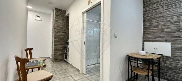 64m² Office in Seixal, Portugal No. 73672 5