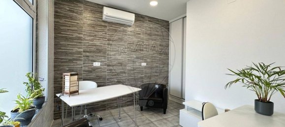64m² Office in Seixal, Portugal No. 73672 12