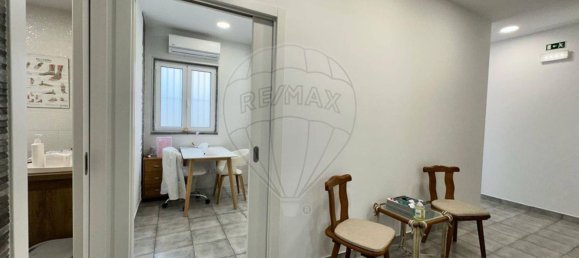 64m² Office in Seixal, Portugal No. 73672 10