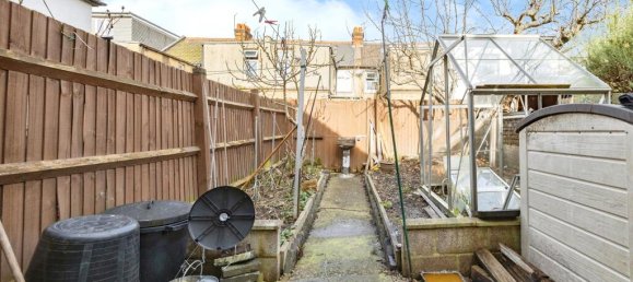 3 Schlafzimmer Haus in Watford, United Kingdom, Nr. 6063 12