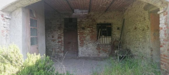 5 rooms House in Ozzano Monferrato, Italy No. 175584 2