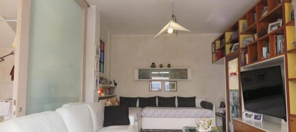 3 bedrooms Villa in Carrara, Italy No. 48111 13