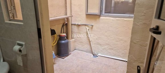 Maisonette de 1 dormitorio en Birzebbuga, Malta No. 11695 4