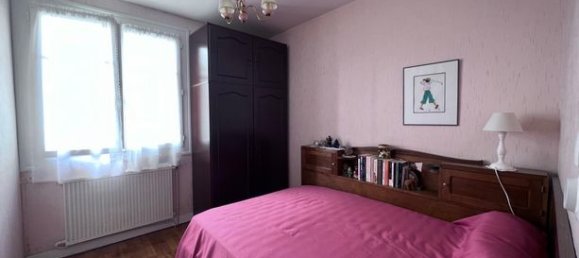 4 bedrooms House in Les Ormes, France No. 313322 9