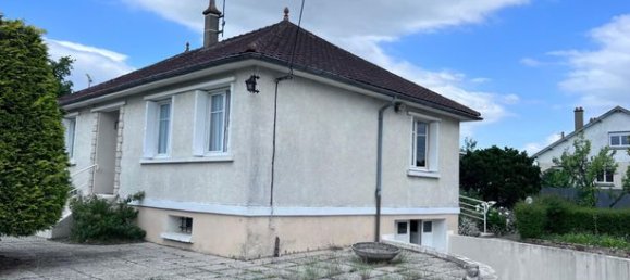 4 bedrooms House in Les Ormes, France No. 313322 3