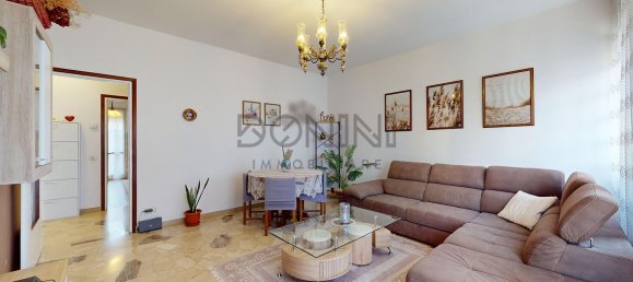 Apartamento de 3 habitaciónes en Tradate, Italy No. 228658 3