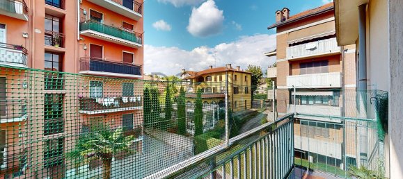 Apartamento de 3 habitaciónes en Tradate, Italy No. 228658 6