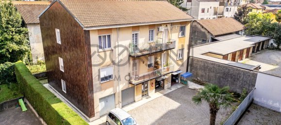 Apartamento de 3 habitaciónes en Tradate, Italy No. 228658 17