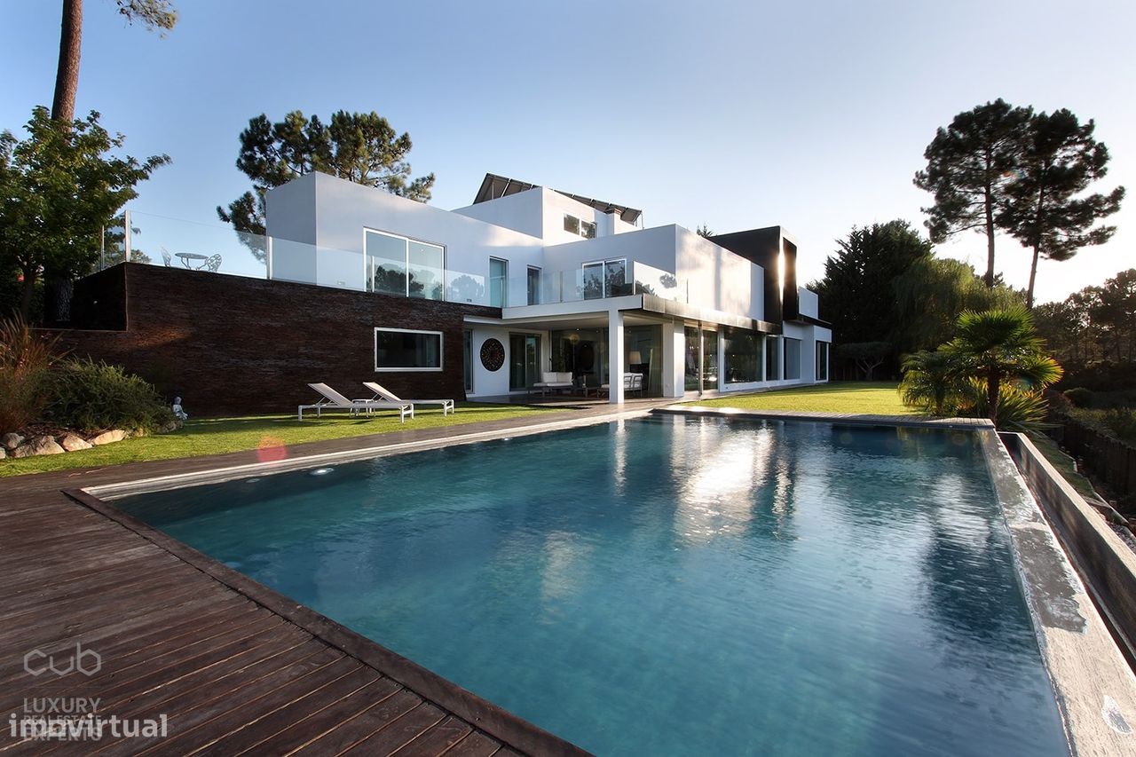 5 bedrooms Villa in Quinta do Conde, Portugal No. 111223