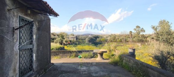 3 bedrooms House in Misterbianco, Italy No. 326110 4