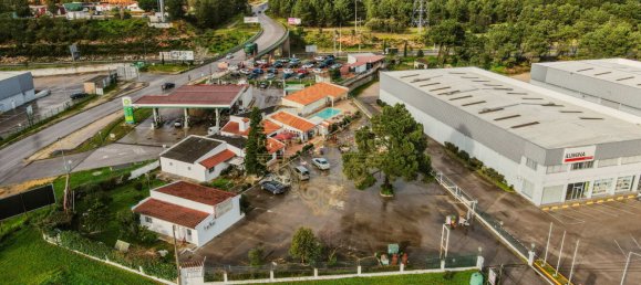 449m² Commercial property in Palmela, Portugal No. 146505 3