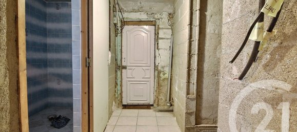 Moradia em banda T2 em La Chapelle-Saint-Martin-en-Plaine, France N.º 39205 10