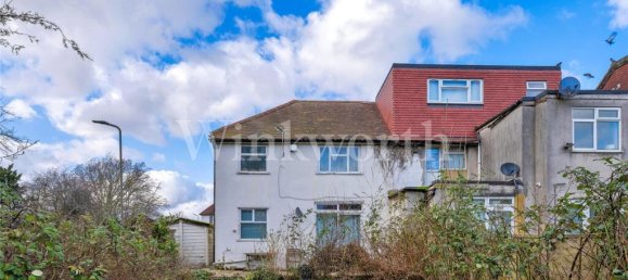 Casa T3 em London, United Kingdom N.º 3670 8