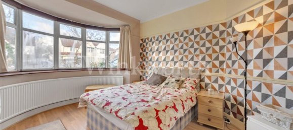 Casa T3 em London, United Kingdom N.º 3670 9