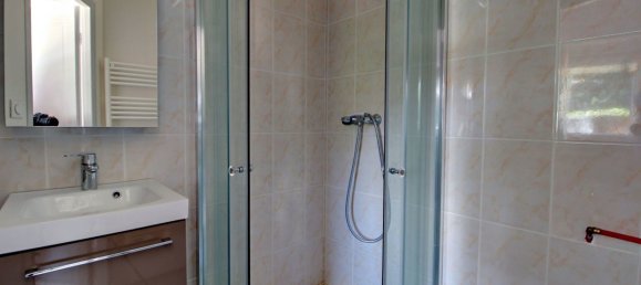 2 bedrooms House in Vernouillet, France No. 168114 18