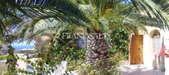 6 bedrooms House in Kercem, Malta No. 523 6