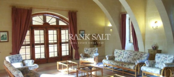 6 bedrooms House in Kercem, Malta No. 523 16