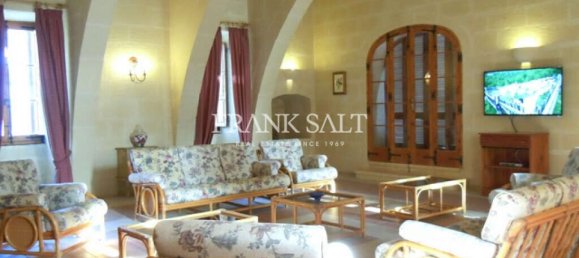 6 bedrooms House in Kercem, Malta No. 523 15