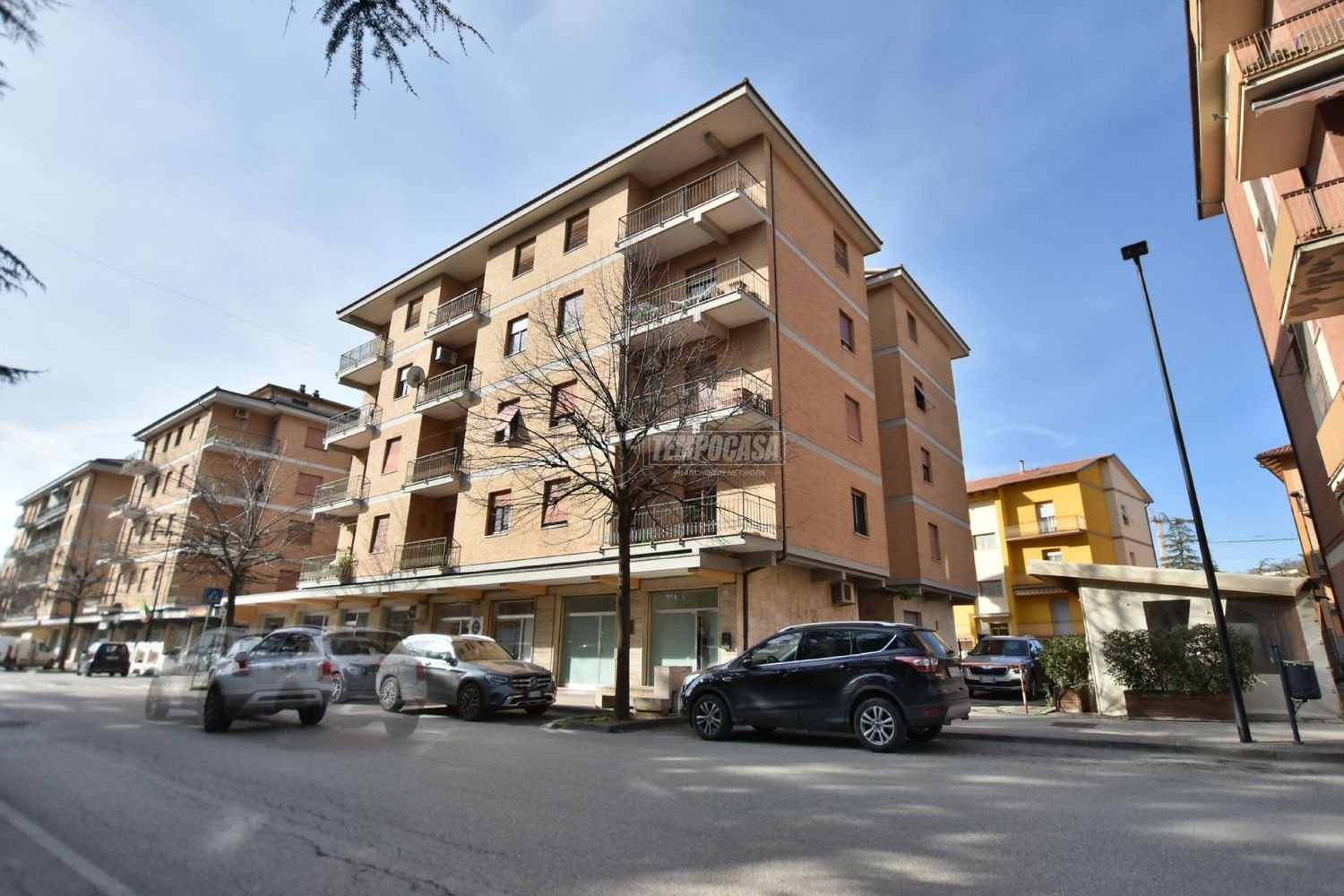 5 rooms Apartment in Tolentino, Italy No. 307590