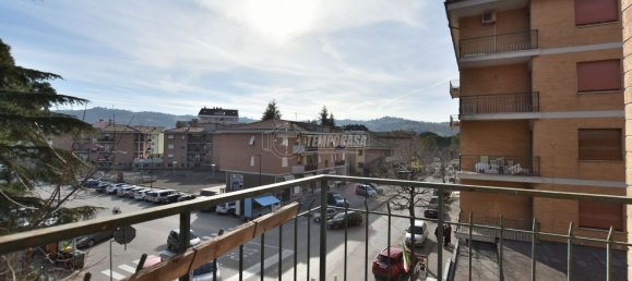 5 rooms Apartment in Tolentino, Italy No. 307590 14