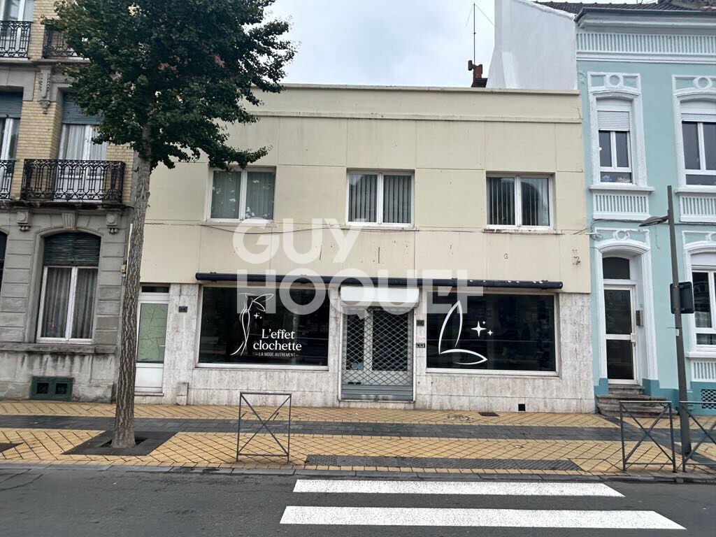 300m² Commercial property in Calais, France No. 55679